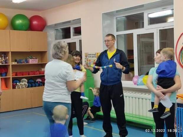 2 декабря в дошкольном учреждении маоу Комсомольская СОШ веселились не только дети, но и взрослые. 04
