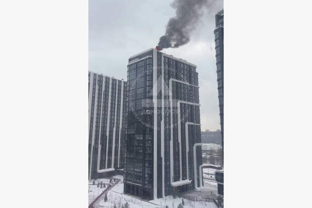 В Москве задымилась крыша дома от «Донстроя»