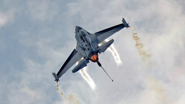 В ЕС отреагировали на решение РФ рассматривать F-16 как носители ядерного оружия