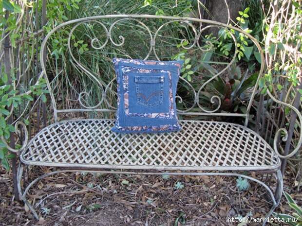 Подушка из джинсов для садовой скамейки (13) (510x383, 270Kb)
