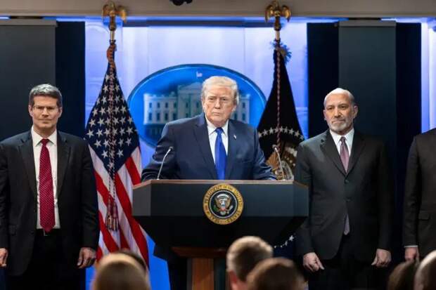 Удар по Ирану не спасёт Трампа от тарифного провала