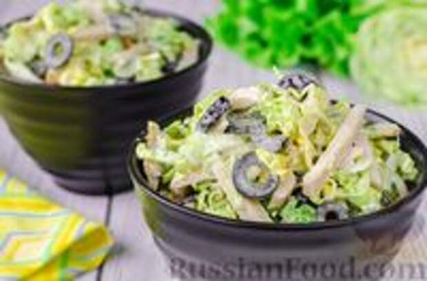 Фото к рецепту: Салат из пекинской капусты и копченой курицы