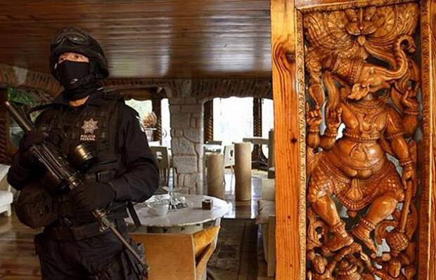 В «гостях» у мексиканского наркобарона DrugLordsHouse07 В «гостях» у мексиканского наркобарона