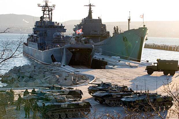 Наши (российские) военные в Крыму. Источник изображения: https://vk.com/denis_siniy