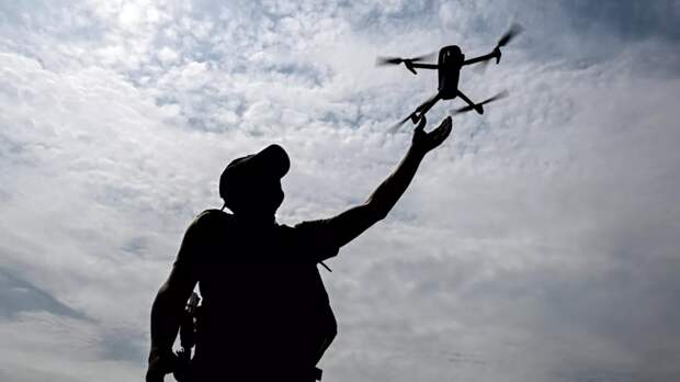 Иран ударил дронами по танкеру-заправщику авианосной группы США