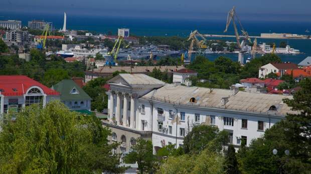 В районе Кара-Кобы сбита ракета: Губернатор Севастополя о причинах воздушной тревоги