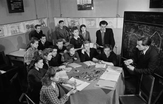 Москва. Стахановская школа