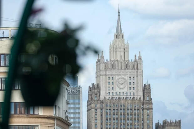 МИД: урегулирование на Украине требует отказа НАТО от планов поражения РФ
