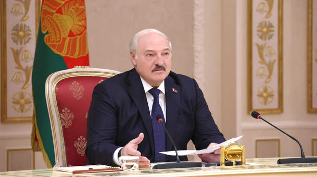 Лукашенко назвал высоким уровень обороноспособности Союзного государства