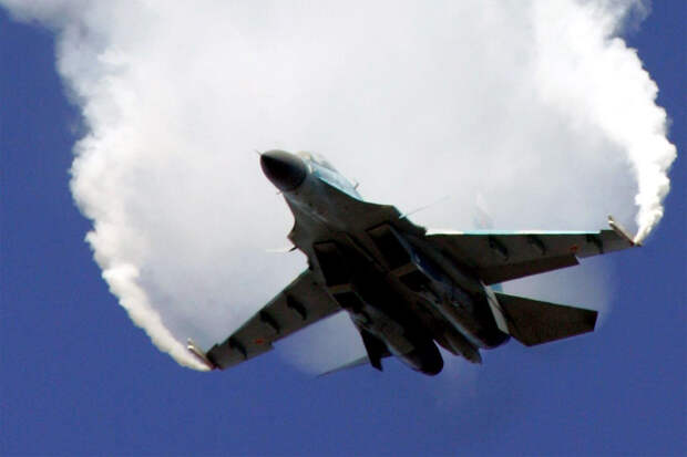 Появились подробности полета потерпевшего крушение в Крыму самолета Су-30