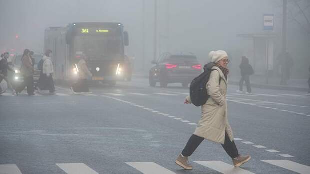 МЧС России предупредило о тумане в Москве с видимостью 200-700 м