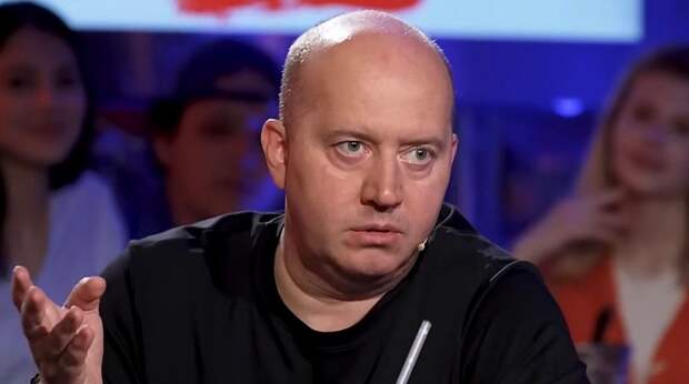 Бурунов назвал некоторых женщин "глупыми"