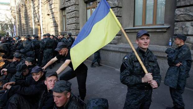 Военная прокуратура Украины проверит митинг бойцов Нацгвардии Военная прокуратура Украины проверит митинг бойцов Нацгвардии