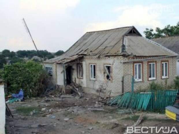 Боевики обстреляли три села на Донбассе