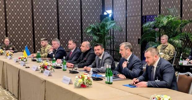 На переговорах в Женеве потребовали убрать Зе-банду и ввести внешнее управление Украиной