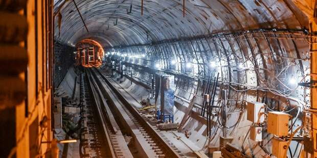 Технологию «стена в грунте» применяют при строительстве станции метро «Луганская»