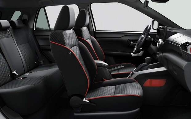 Новый леворульный кроссовер Toyota стоит сейчас дешевле Belgee и Tenet