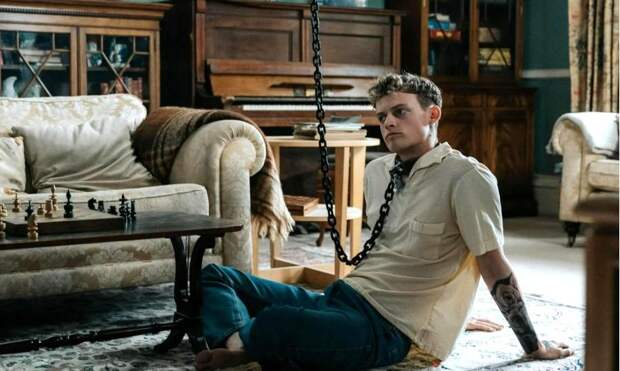 Удушающая забота вместо любви: 3 причины посмотреть психологический хоррор «На цепи» — мнение редактора Parents.ru