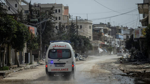 Суини: медикам в Ливане пришлось убрать специальную символику с крыш машин