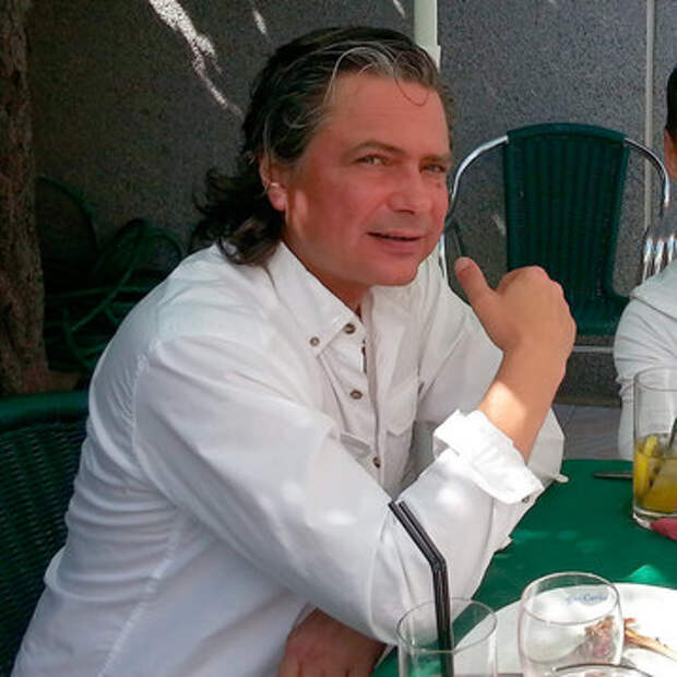 Солисты группы «На-На» тогда и сейчас