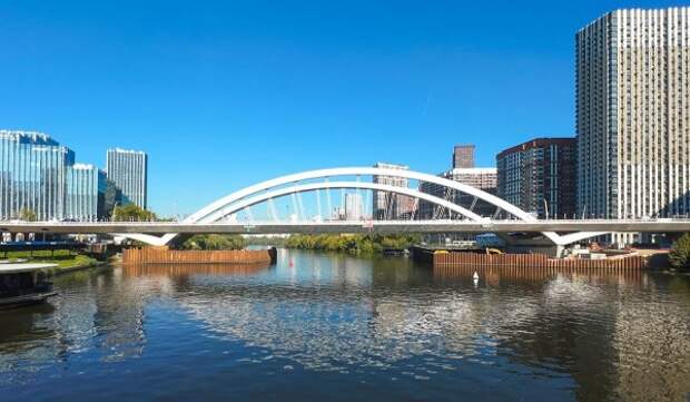 Три автомобильных моста построили в столице в 2025 году