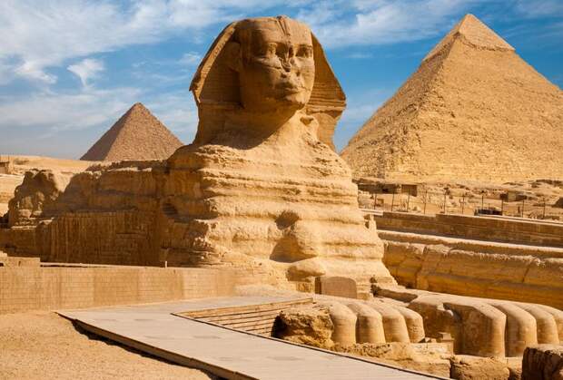 Сфинкс, хранящий тайны египетских пирамид