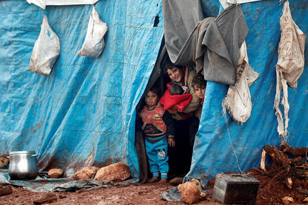 Россия призвала спасти детей в сирийском лагере беженцевРоссия призвала спасти детей в сирийском лагере беженцевРоссия призвала спасти детей в сирийском лагере беженцев