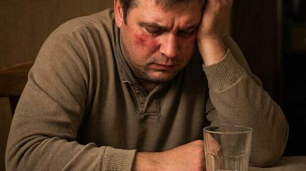 Нарколог рассказал, что алкоголь полностью выводится из организма за три дня