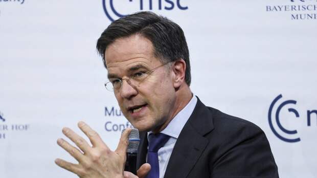 Рютте пожаловался на непропорциональное распределение расходов на Украину