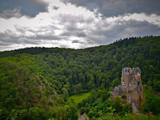 Замок Эльц (Burg Eltz), Германия