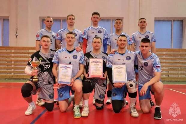 Сборная Академии ГПС МЧС России - победитель товарищеского турнира по волейболу