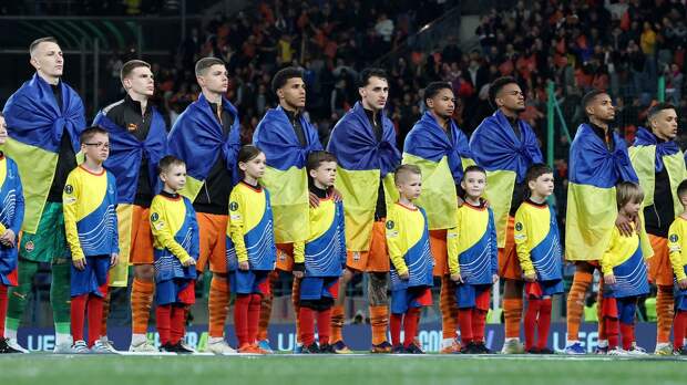 «Шахтер» проиграл «Кристал Пэлас» в первом полуфинальном матче Лиги конференций