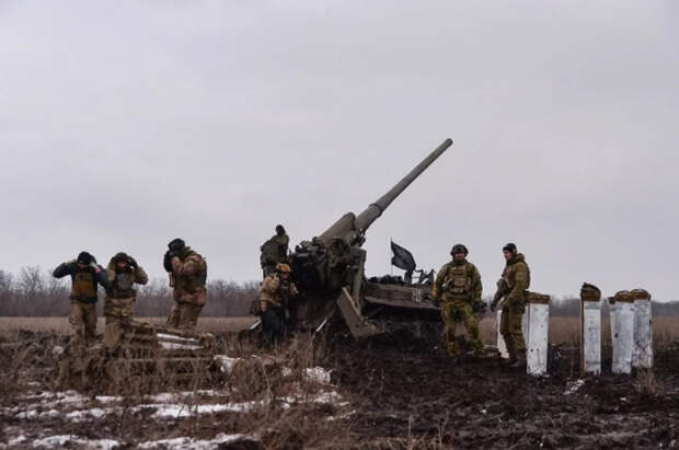 На болоте под Киевом создадут кладбище для военных