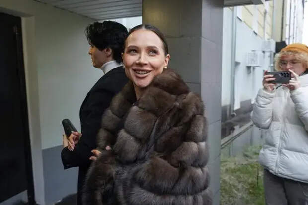 Врач рассказал, смогут ли вылечить больную раком Лерчек