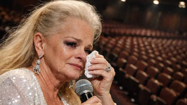 Лариса Долина атакуют: Новое уголовное дело и ультиматум