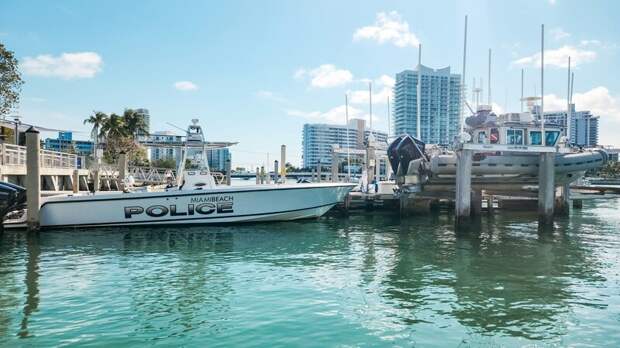 Netflix представил трейлер криминального триллера «Лакомый кусок»