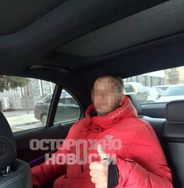 В Карачаево-Черкесии мужчина преследует бывшую жену, которую сам лишил жилья